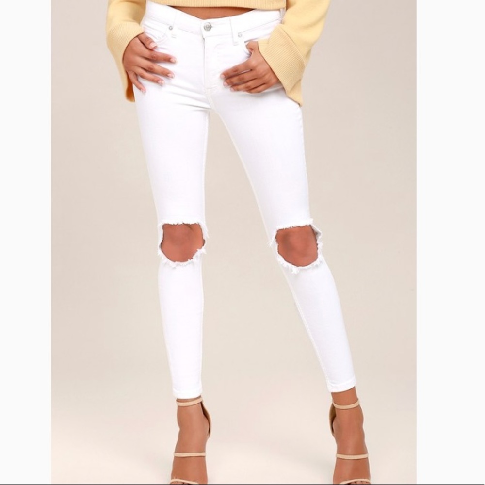 NWT- Free People Mid Rise Busted Knee Skinny Jean